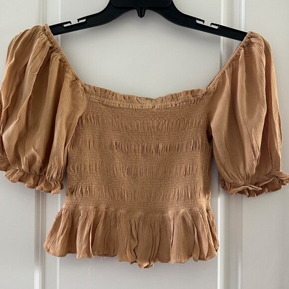 Forever 21 Womens Tan Smocked Off-Shoulder Blouse With Puff Sleeves Ruffled Hem - Picture 2 of 7